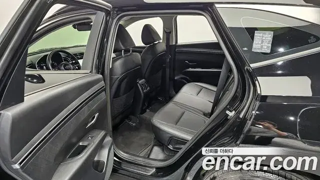 Hyundai Tucson Hybrid 2021 — ფოტო 15/20