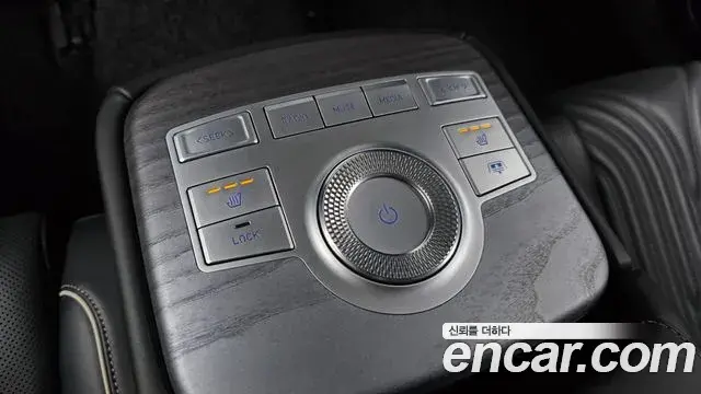 Genesis G80 2020 — Şəkil 19/20