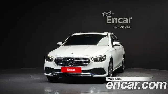 Mercedes-Benz E-Class 2021 — ფოტო 6/20