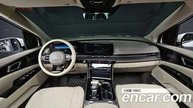 Kia Carnival 2021 — ფოტო 3/20