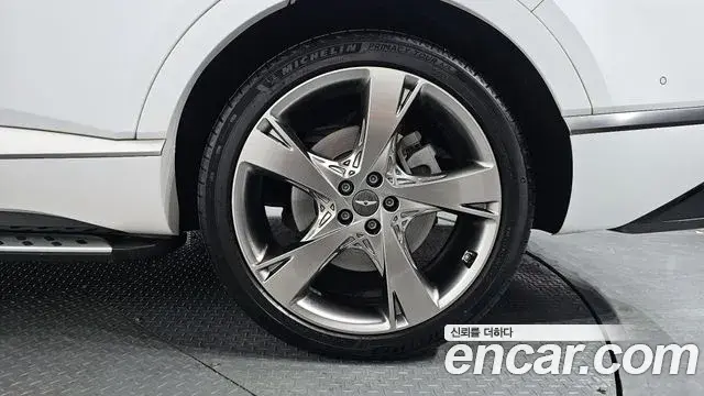Genesis GV80 2021 — Photo 12/20