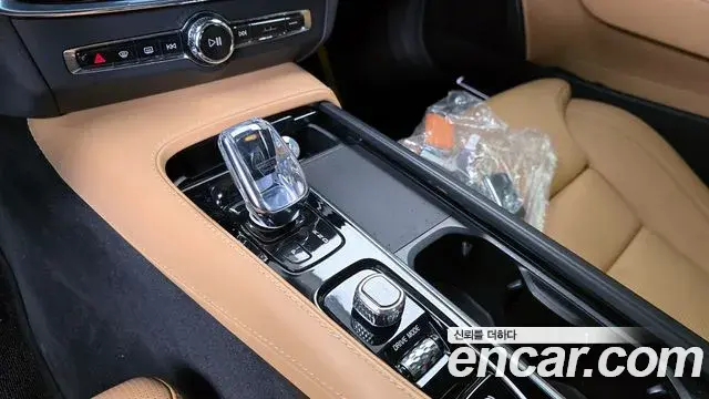 Volvo S90 2020 — Photo 10/20