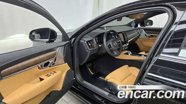 Volvo S90 2020 — Photo 8/20