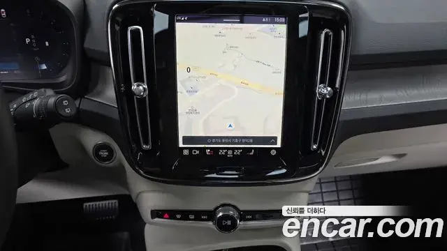 Volvo XC40 2024 — Şəkil 19/20