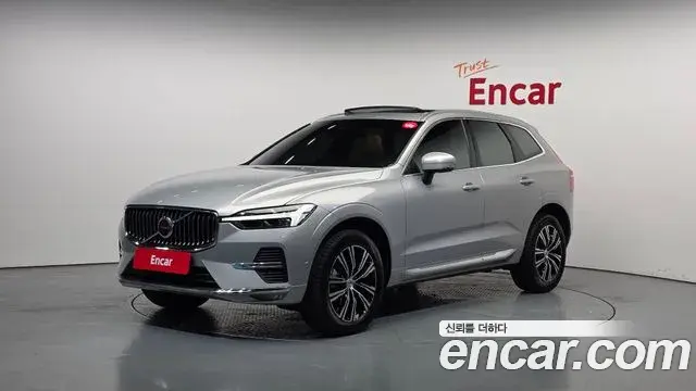 Volvo XC60 2022 — Şəkil 13/20