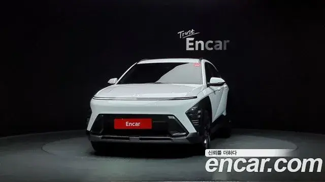 Hyundai Kona Hybrid 2023 — Photo 15/20