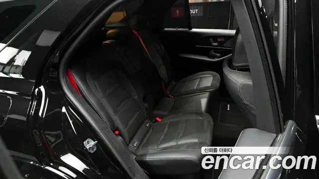 Mercedes-Benz GLE-Class 2024 — Photo 4/20