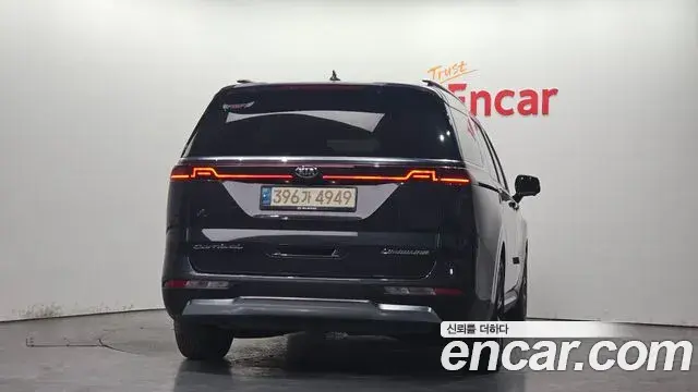 Kia Carnival 2021 — Фото 4/20