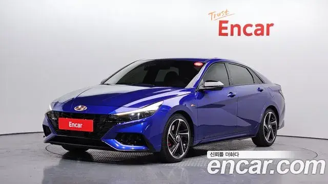 Hyundai The New Avante Hybrid 2022 — Photo 16/20