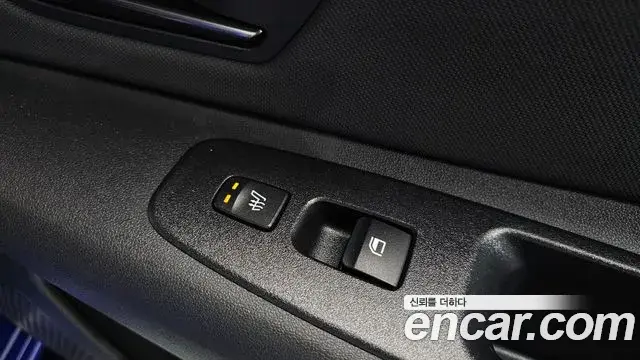 Hyundai The New Avante Hybrid 2022 — Photo 5/20