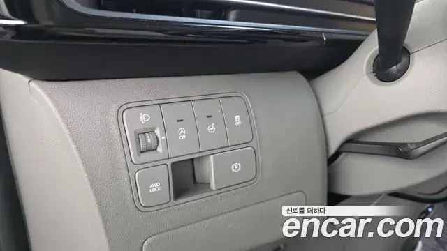 Hyundai Staria 2022 — Фото 17/20