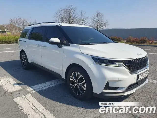Kia Carnival 2022 — Photo 4/20