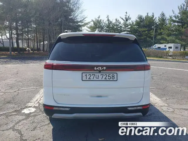 Kia Carnival 2022 — Photo 6/20