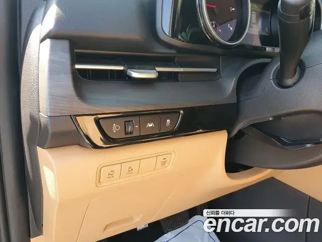 Kia Carnival 2022 — Photo 10/20
