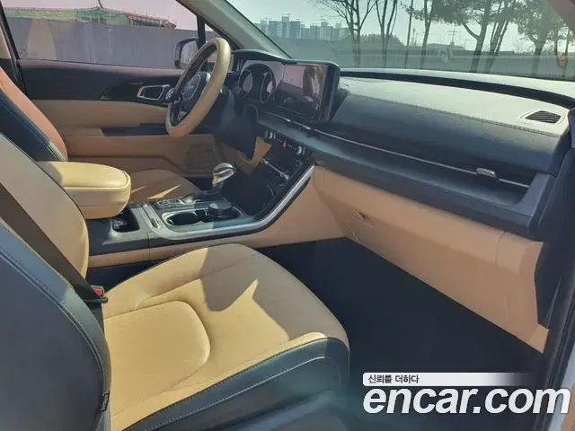 Kia Carnival 2022 — Photo 19/20