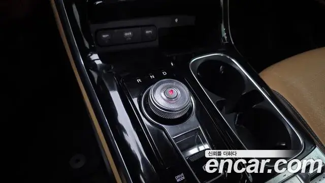 Kia Carnival 2021 — Şəkil 8/20
