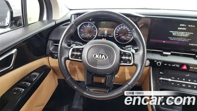 Kia Carnival 2020 — ფოტო 4/20