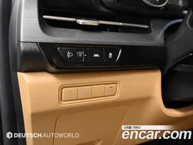 Kia Carnival 2021 — Photo 11/20