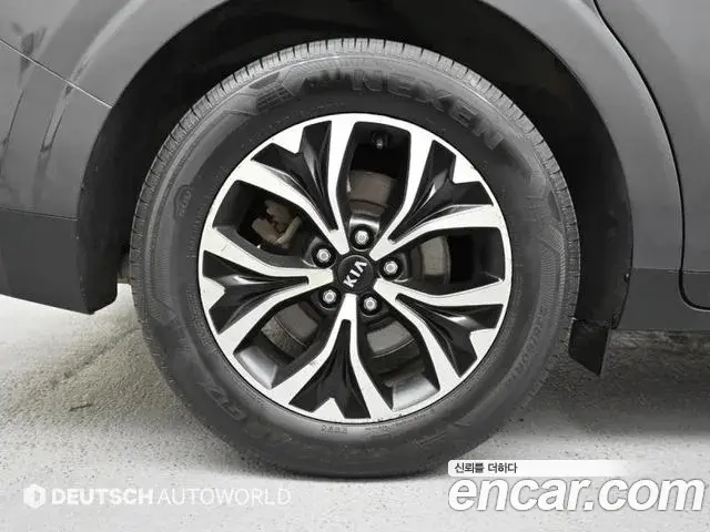 Kia Carnival 2021 — Photo 20/20