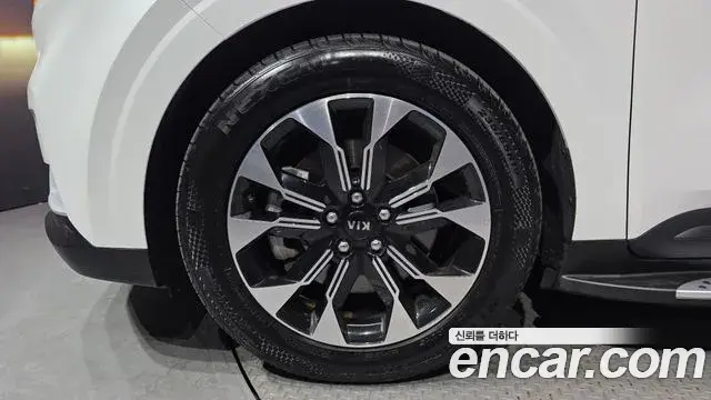 Kia Carnival 2020 — Photo 5/20