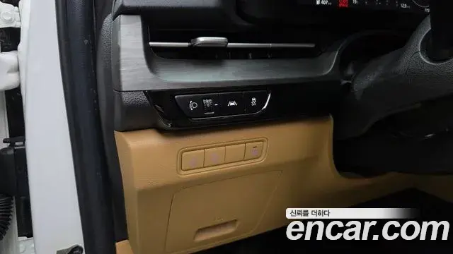 Kia Carnival 2020 — Photo 18/20