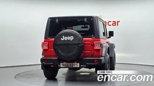 Jeep Wrangler 2019 — Şəkil 2/21
