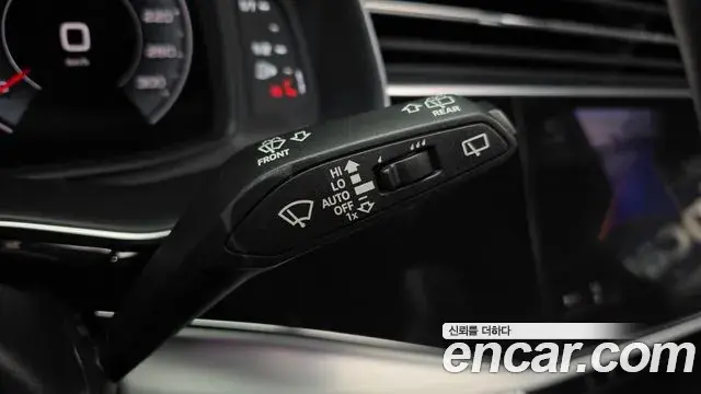 Audi Q7 2022 — ფოტო 1/20