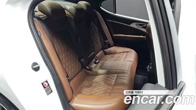 Genesis G70 2019 — ფოტო 5/20