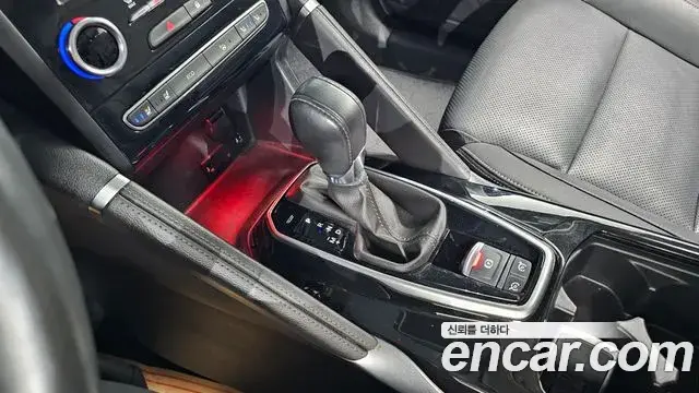 Renault Samsung QM6 2022 — ფოტო 8/20