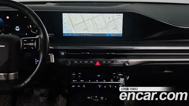 Hyundai Grandeur Hybrid 2023 — ფოტო 9/20