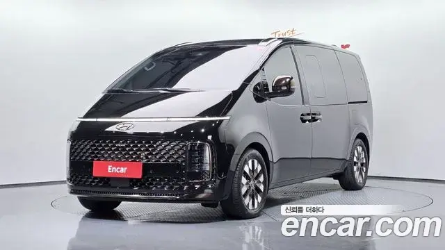 Hyundai Staria 2021 — Şəkil 1/20