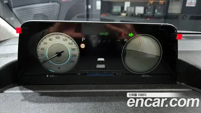 Hyundai Staria 2021 — Şəkil 14/20