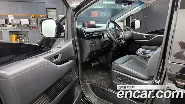 Hyundai Staria 2021 — Şəkil 16/20