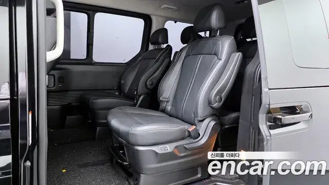 Hyundai Staria 2021 — Şəkil 2/20