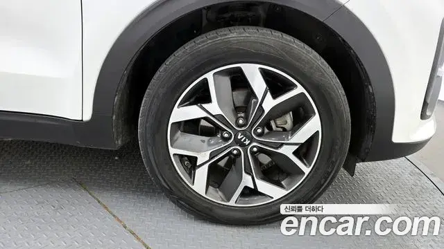 Kia Sportage The Bold 2020 — Şəkil 8/20