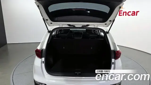 Kia Sportage The Bold 2020 — Şəkil 12/20