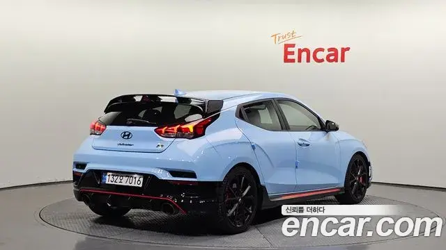 Hyundai Veloster 2021 — Şəkil 13/20