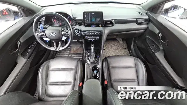 Hyundai Veloster 2021 — Şəkil 10/20