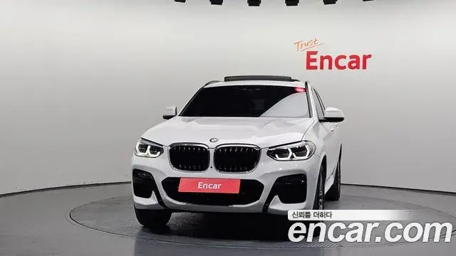 BMW X4 2020 — Photo 1/20