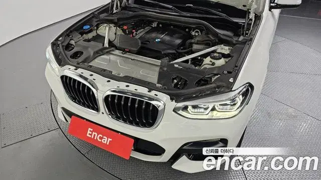 BMW X4 2020 — Photo 19/20