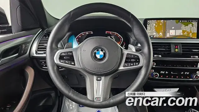 BMW X4 2020 — Photo 18/20