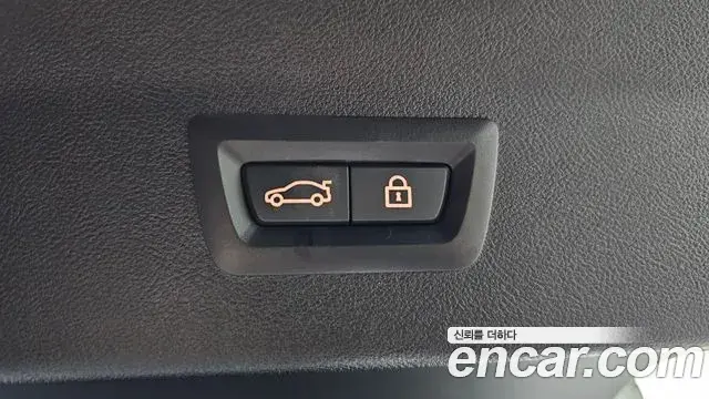 BMW X4 2020 — Photo 16/20