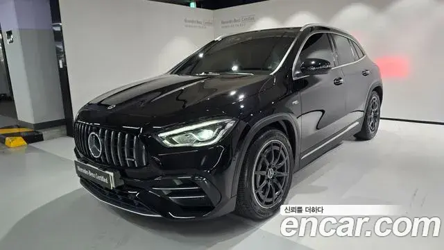 Mercedes-Benz GLA-Class 2023 — Фото 10/20