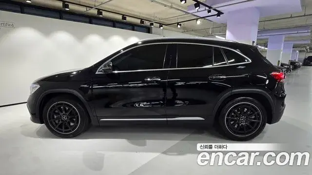Mercedes-Benz GLA-Class 2023 — Фото 7/20