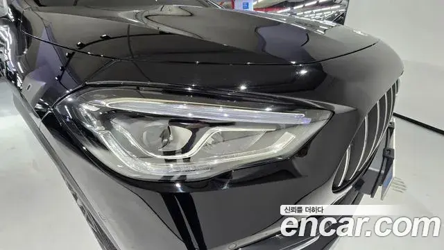 Mercedes-Benz GLA-Class 2023 — Фото 12/20