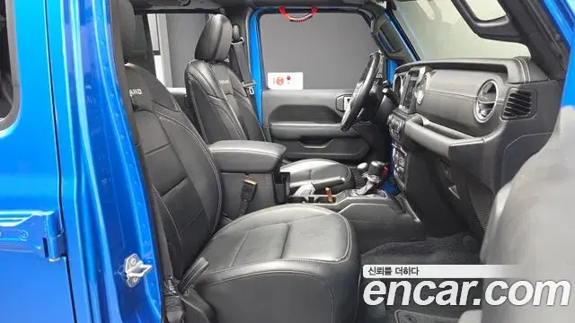 Jeep Wrangler 2022 — Фото 11/20