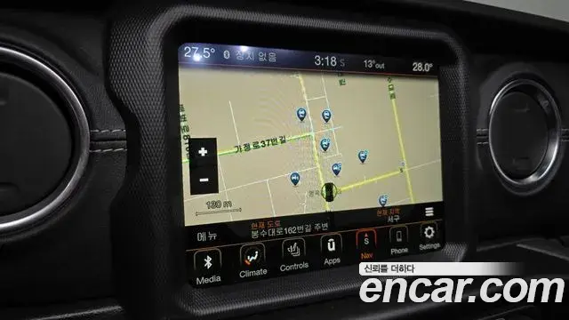 Jeep Wrangler 2022 — Фото 14/20