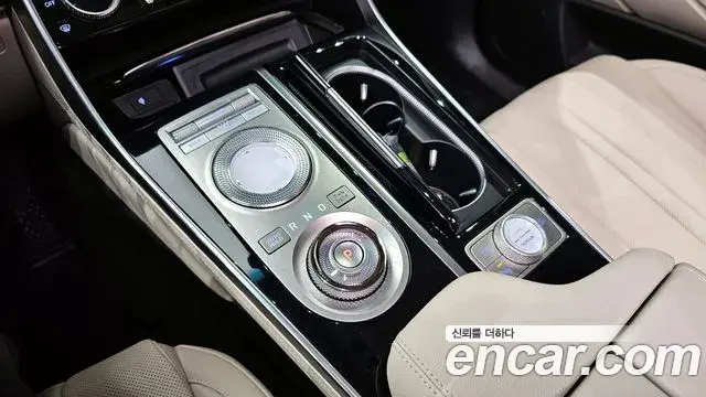 Genesis GV80 2021 — Photo 15/20