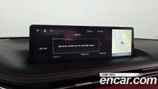 Genesis GV70 2021 — ფოტო 17/20