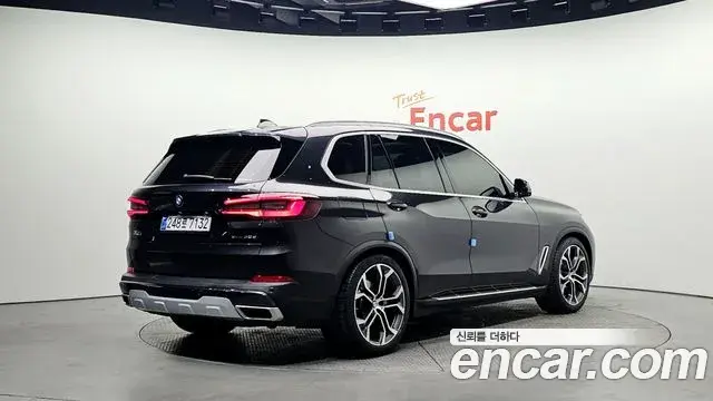 BMW X5 2022 — Фото 2/20